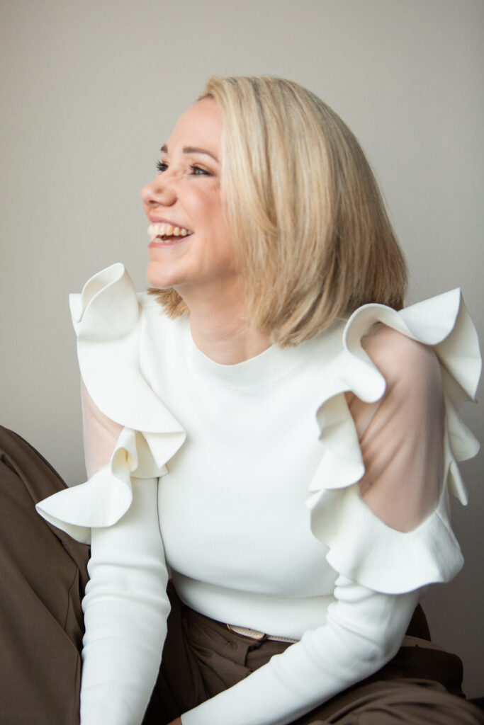 Jennifer van Eys